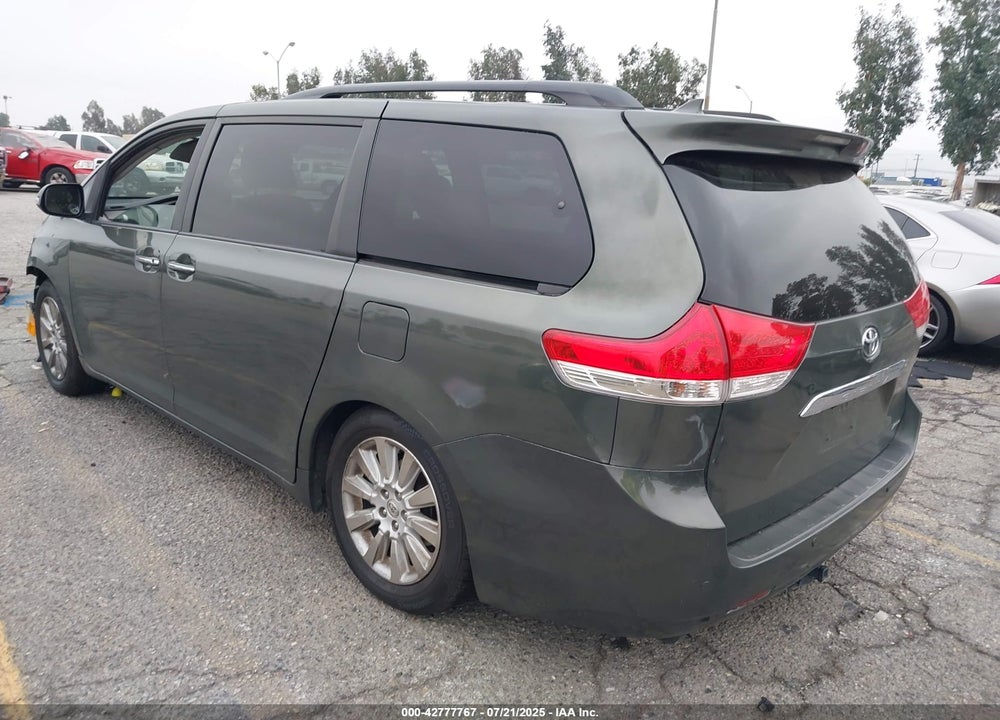 2013 TOYOTA SIENNA LIMITED V6 7 PASSENGER VIN: 5TDYK3DC2DS307191
