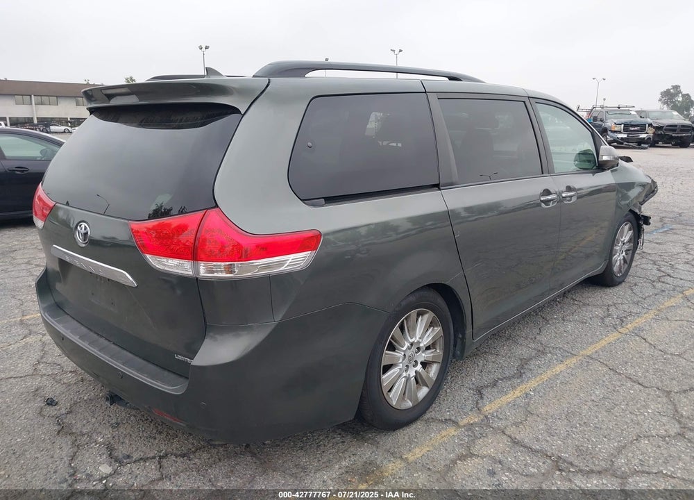 2013 TOYOTA SIENNA LIMITED V6 7 PASSENGER VIN: 5TDYK3DC2DS307191