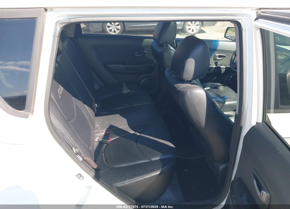 2011 KIA SOUL VIN: KNDJT2A22B7724287