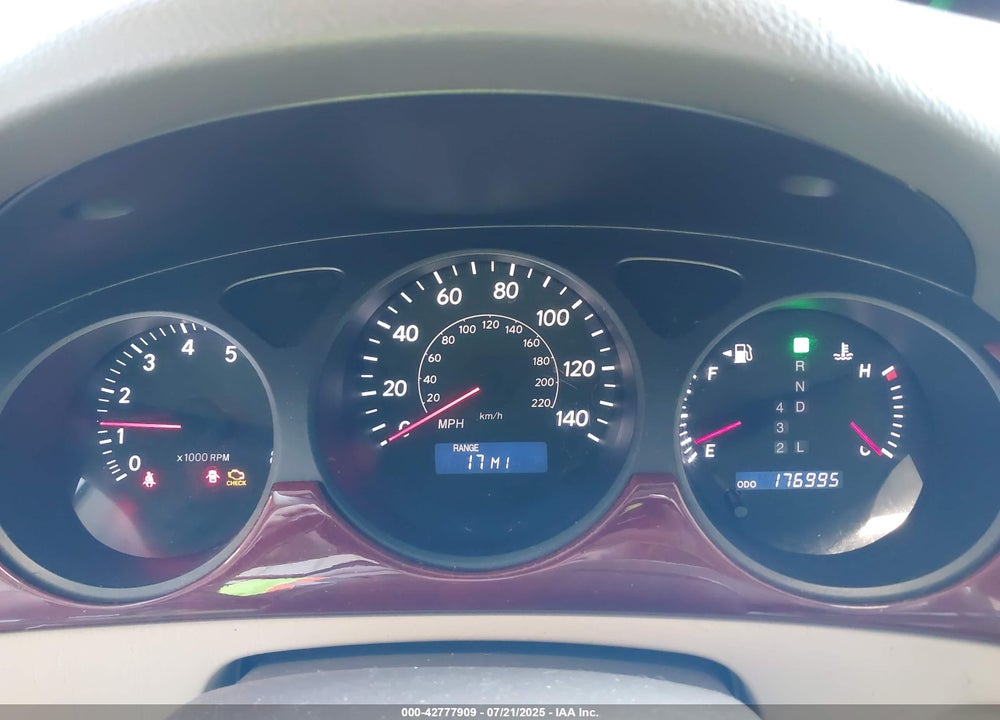 2002 LEXUS ES 300 VIN: JTHBF30G725010082