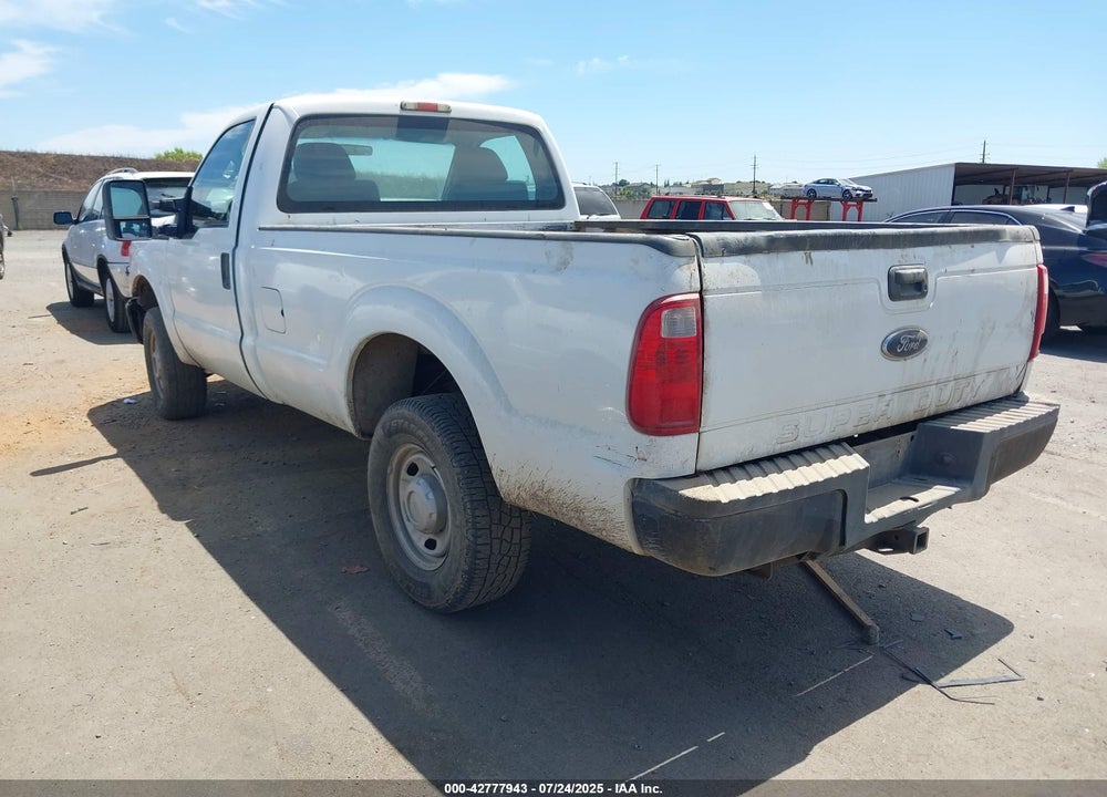 2011 FORD F-250 VIN: 1FTBF2B66BEB32545