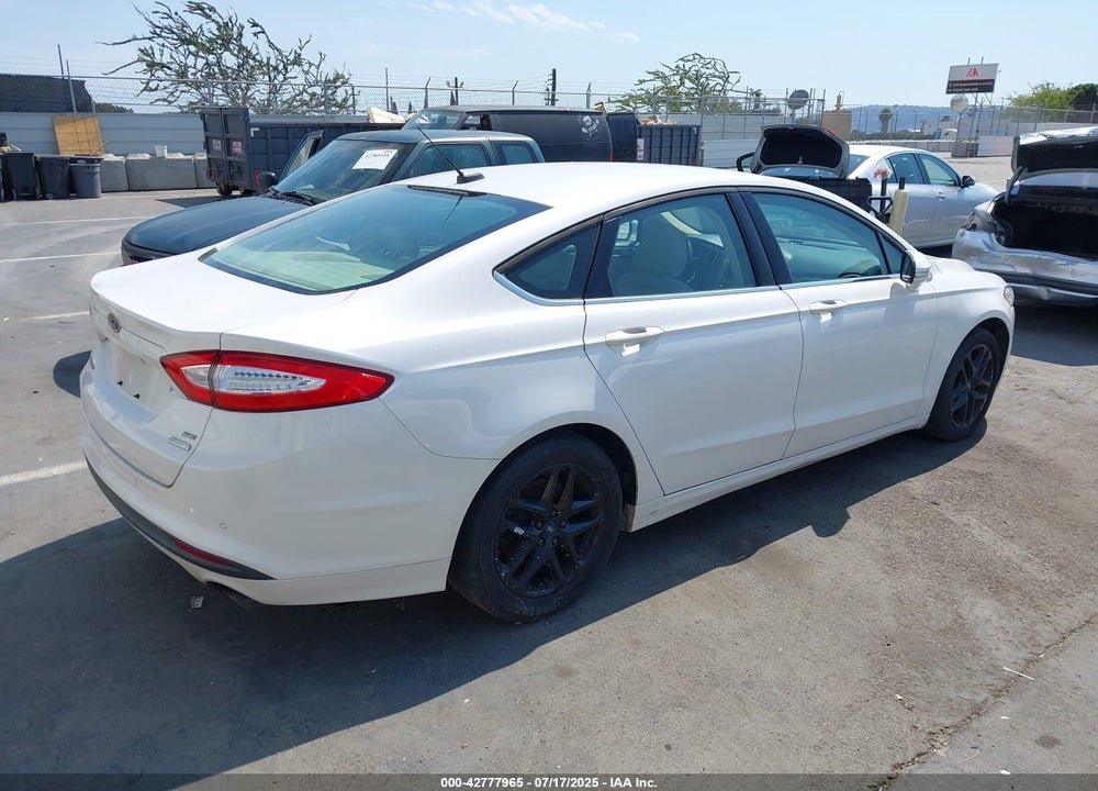 2016 FORD FUSION SE VIN: 3FA6P0HD9GR259860