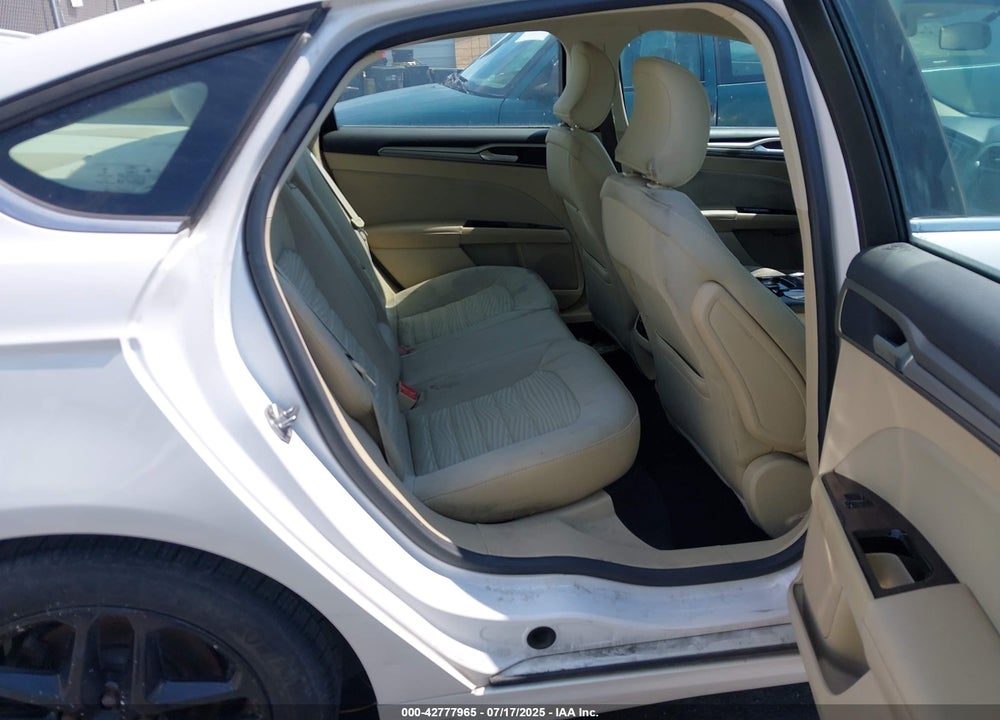 2016 FORD FUSION SE VIN: 3FA6P0HD9GR259860