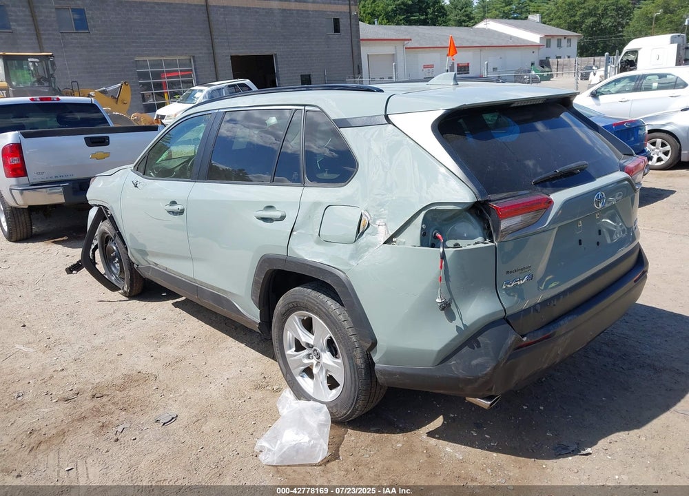 2019 TOYOTA RAV4 VIN: JTMP1RFV8KD030054