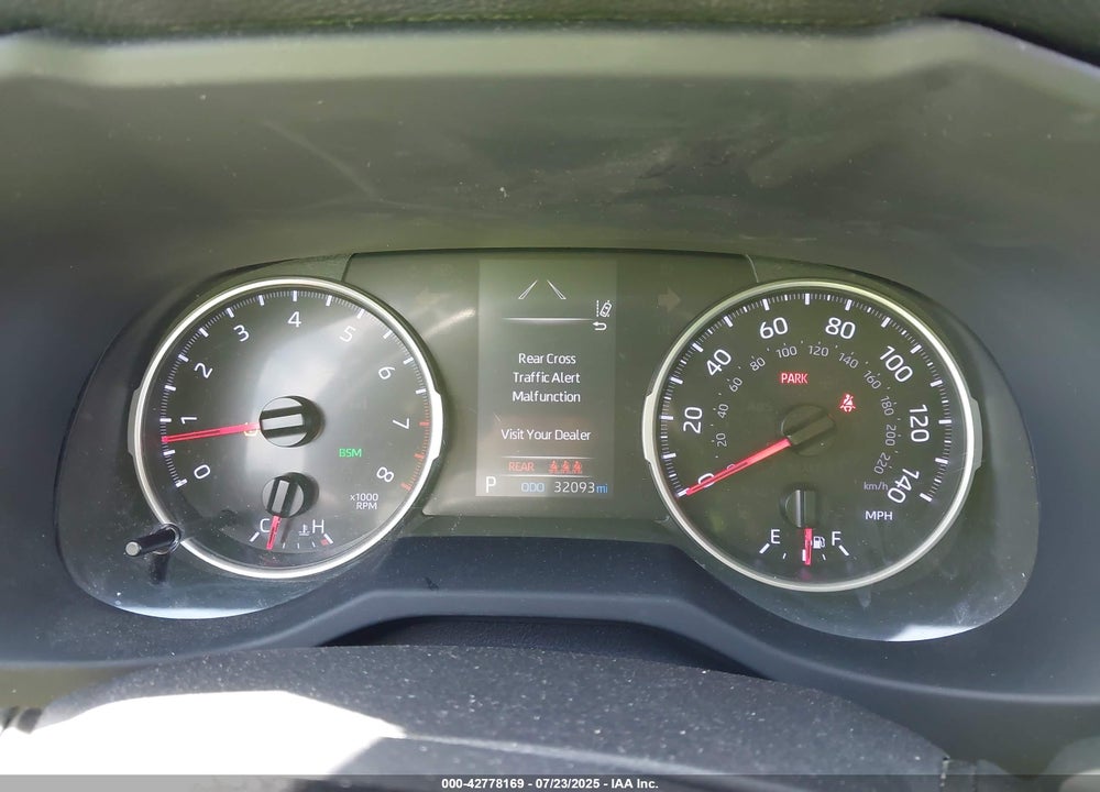2019 TOYOTA RAV4 VIN: JTMP1RFV8KD030054