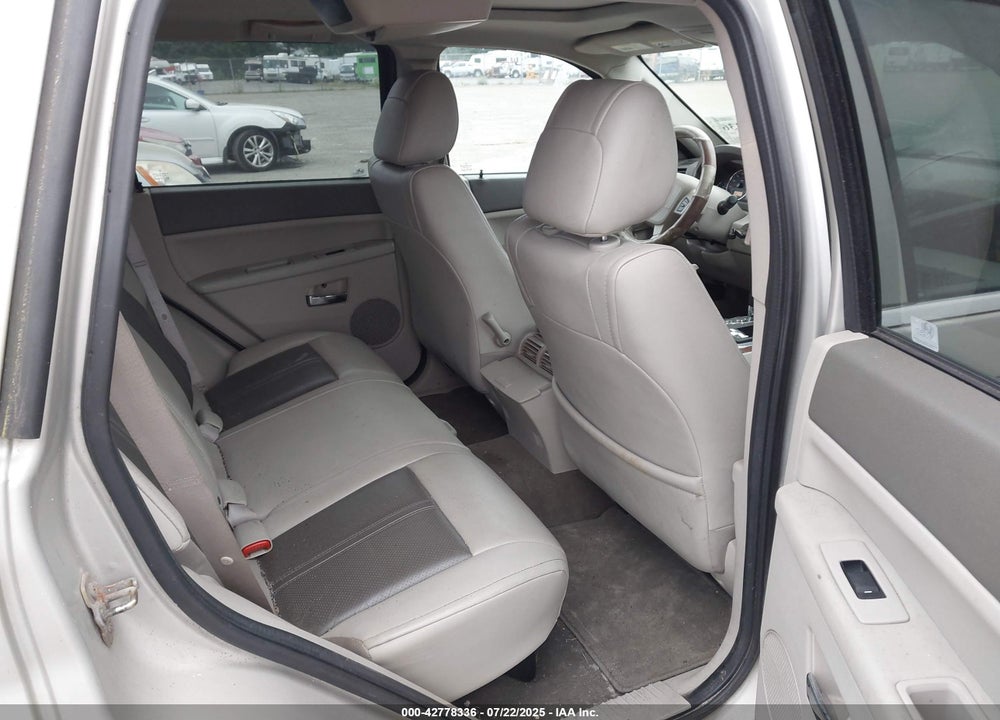 2007 JEEP GRAND CHEROKEE VIN: 1J8HR58277C572535