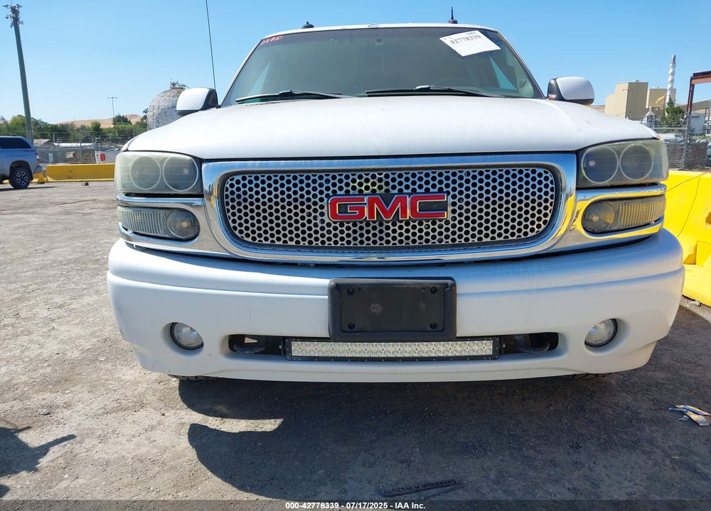 2003 GMC YUKON XL 1500 DENALI VIN: 1GKFK66U23J290200