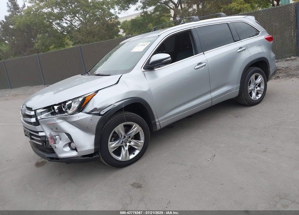 2017 TOYOTA HIGHLANDER VIN: 5TDYZRFH6HS229723