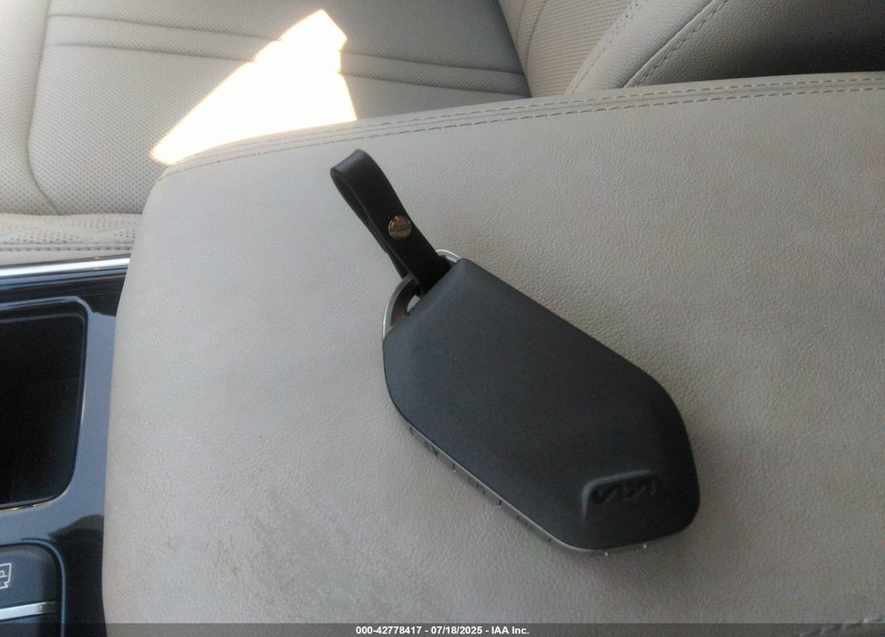 2025 KIA SORENTO HYBRID VIN: KNDRKDJG3S5352743
