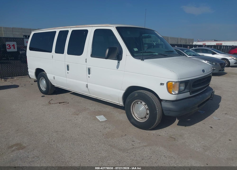 2002 FORD E-150 XL/XLT VIN: 1FMRE11W62HA51455