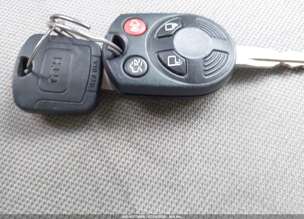 2010 FORD ESCAPE VIN: 1FMCU9DG2AKC35062