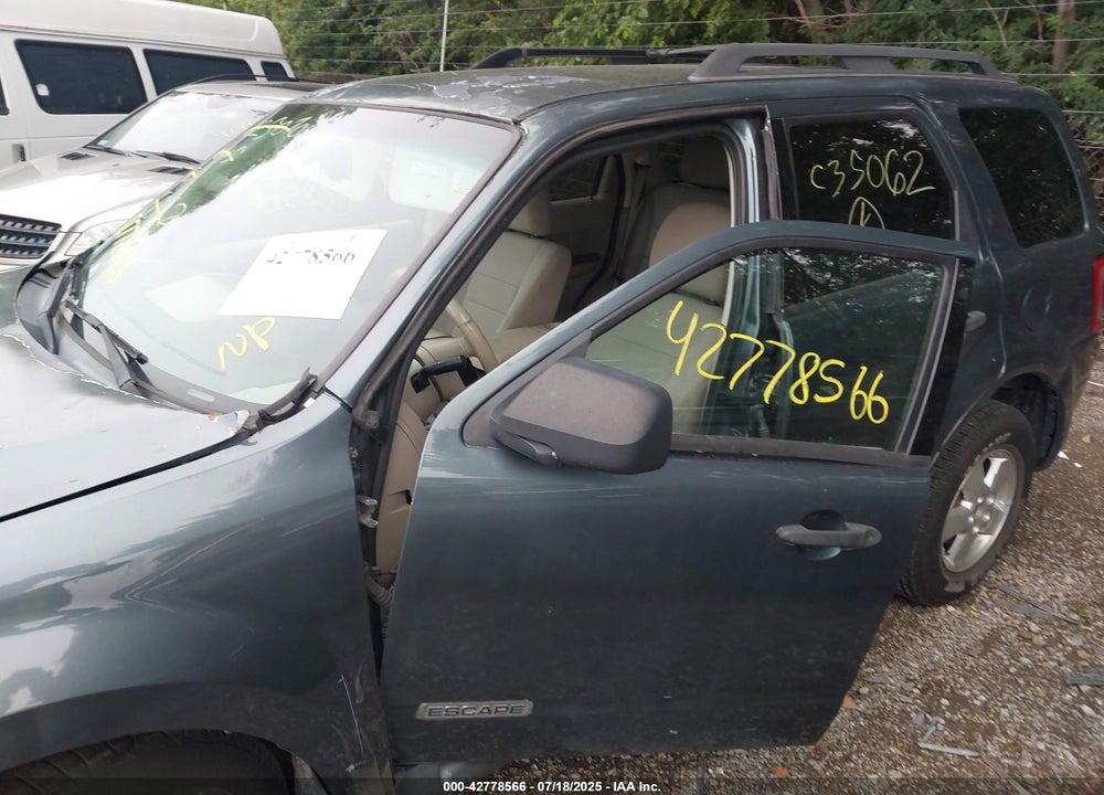 2010 FORD ESCAPE VIN: 1FMCU9DG2AKC35062