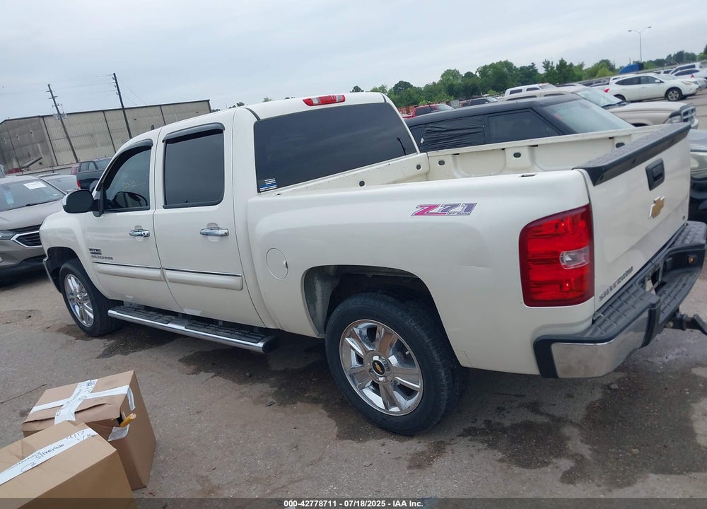 2013 CHEVROLET SILVERADO 1500 VIN: 3GCPCSE0XDG330630
