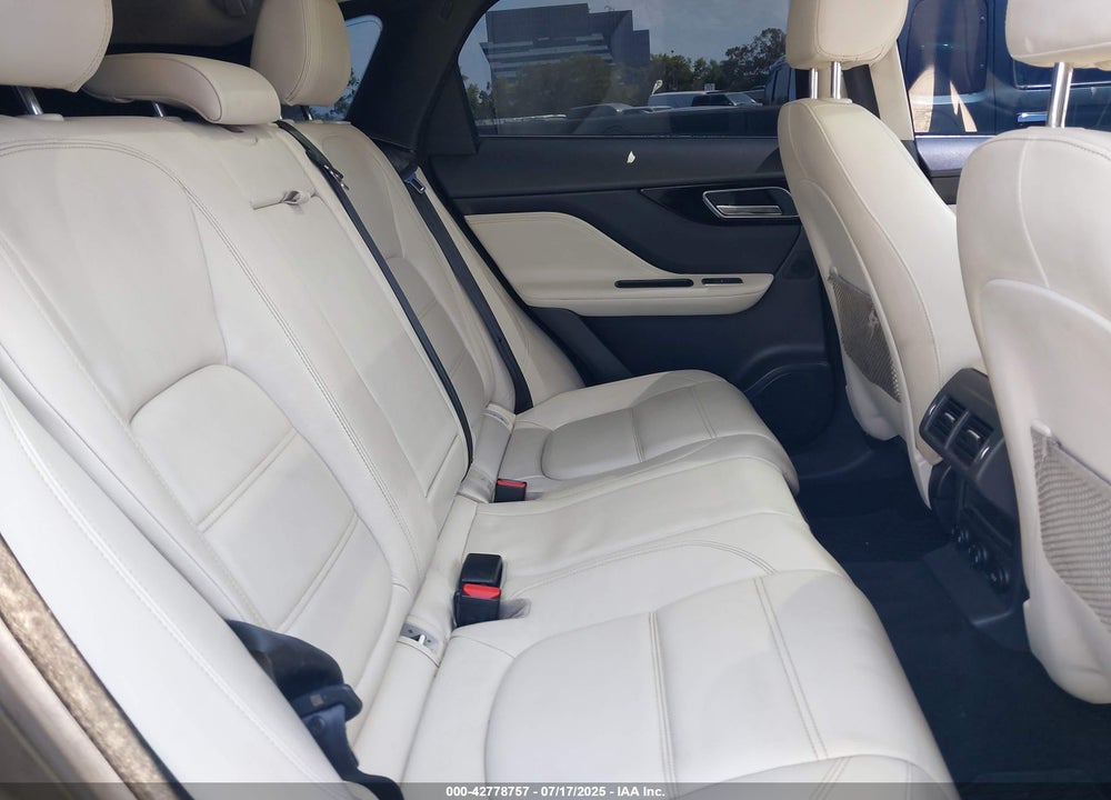 2017 JAGUAR F-PACE 35T PRESTIGE VIN: SADCK2BV3HA095661