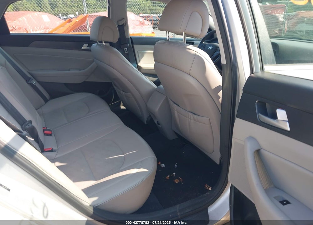 2015 HYUNDAI SONATA VIN: 5NPE34AF1FH060453
