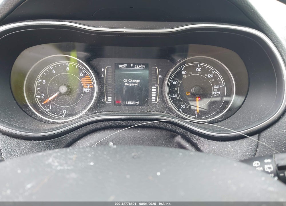 2019 JEEP CHEROKEE VIN: 1C4PJLCB2KD262687