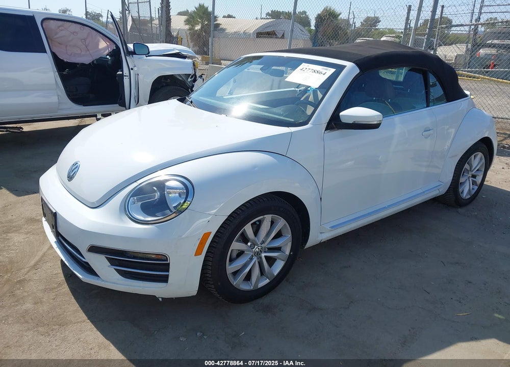 2017 VOLKSWAGEN BEETLE VIN: 3VW517AT5HM822139