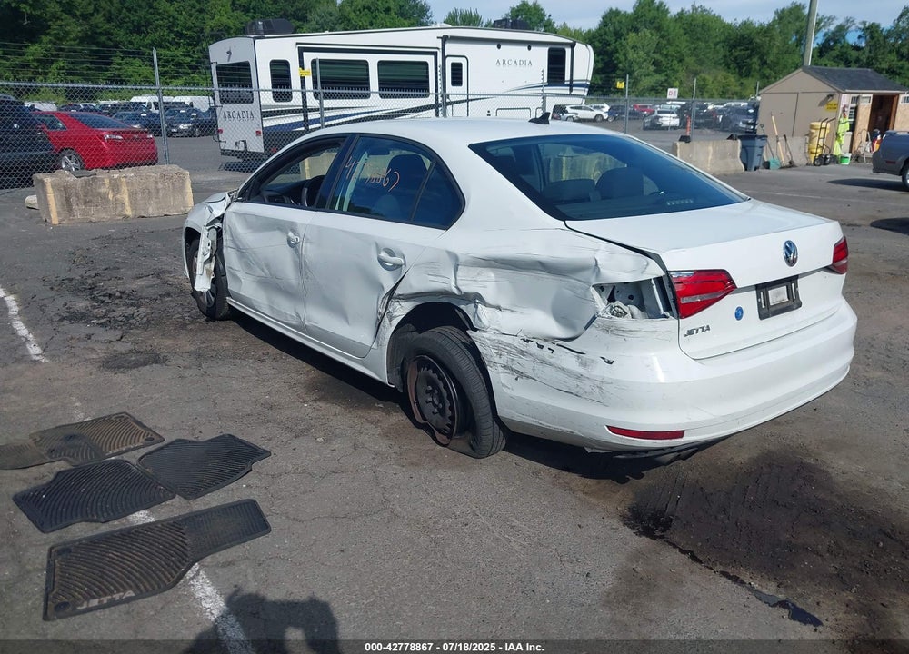 2015 VOLKSWAGEN JETTA VIN: 3VW1K7AJ1FM417502
