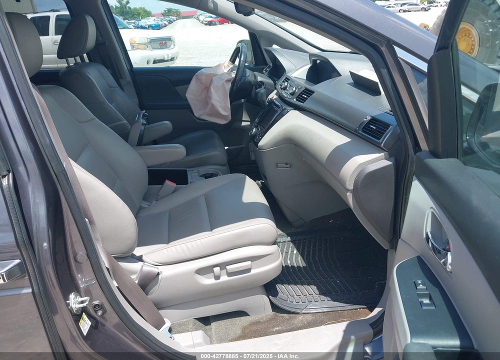 2015 HONDA ODYSSEY EX-L VIN: 5FNRL5H65FB113828