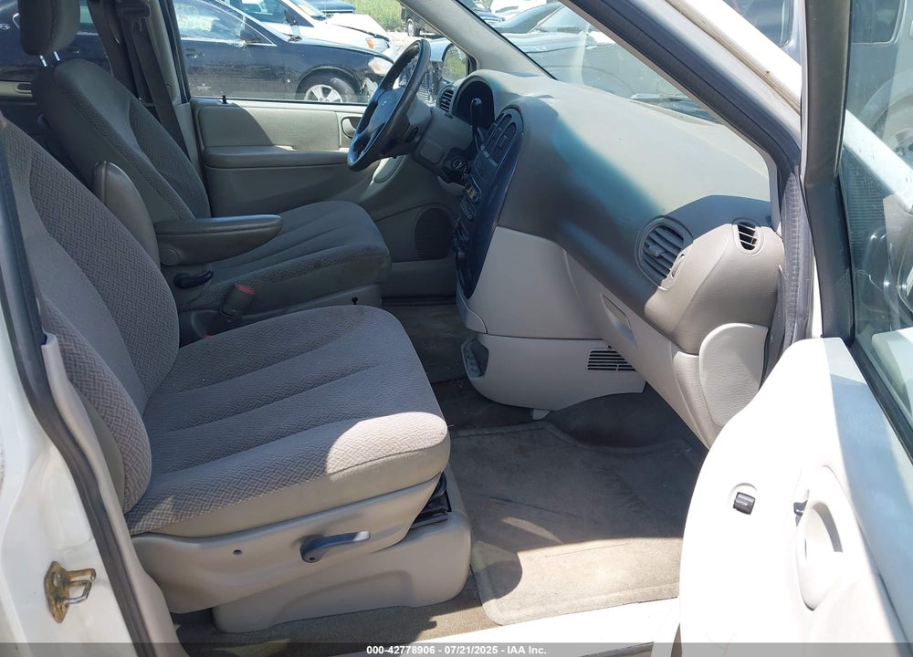 2007 DODGE GRAND CARAVAN SXT VIN: 2D8GP44L27R122303