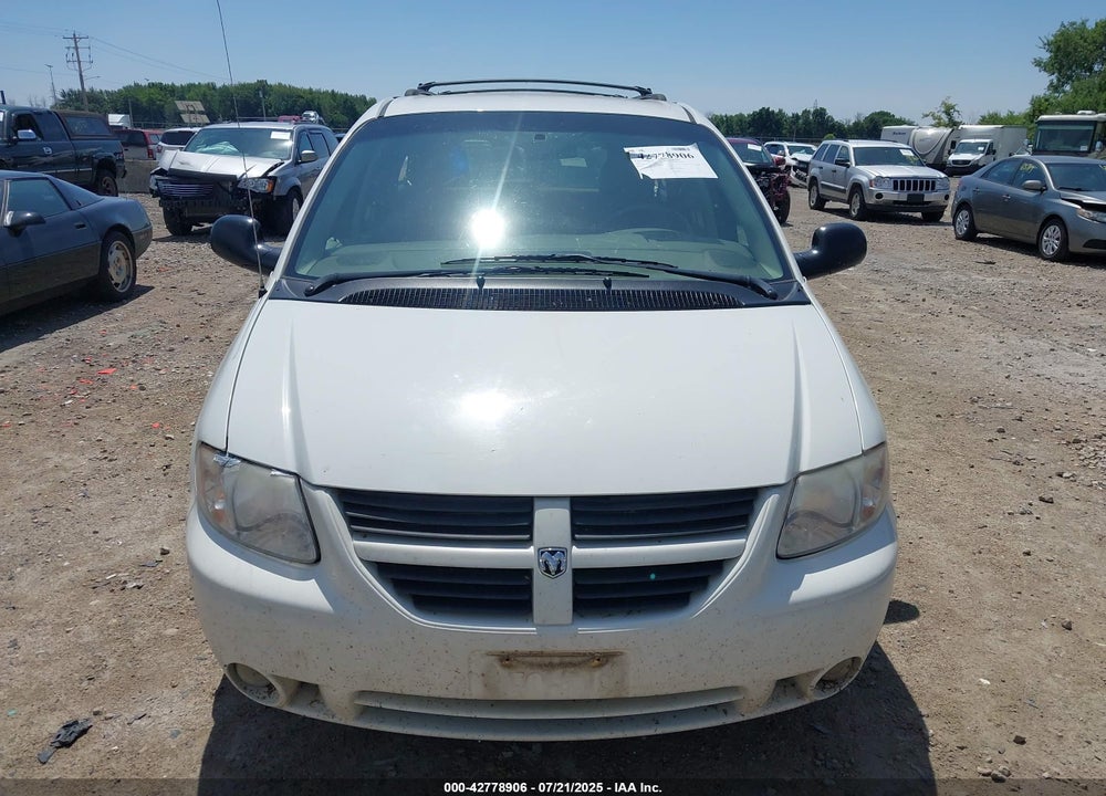2007 DODGE GRAND CARAVAN SXT VIN: 2D8GP44L27R122303