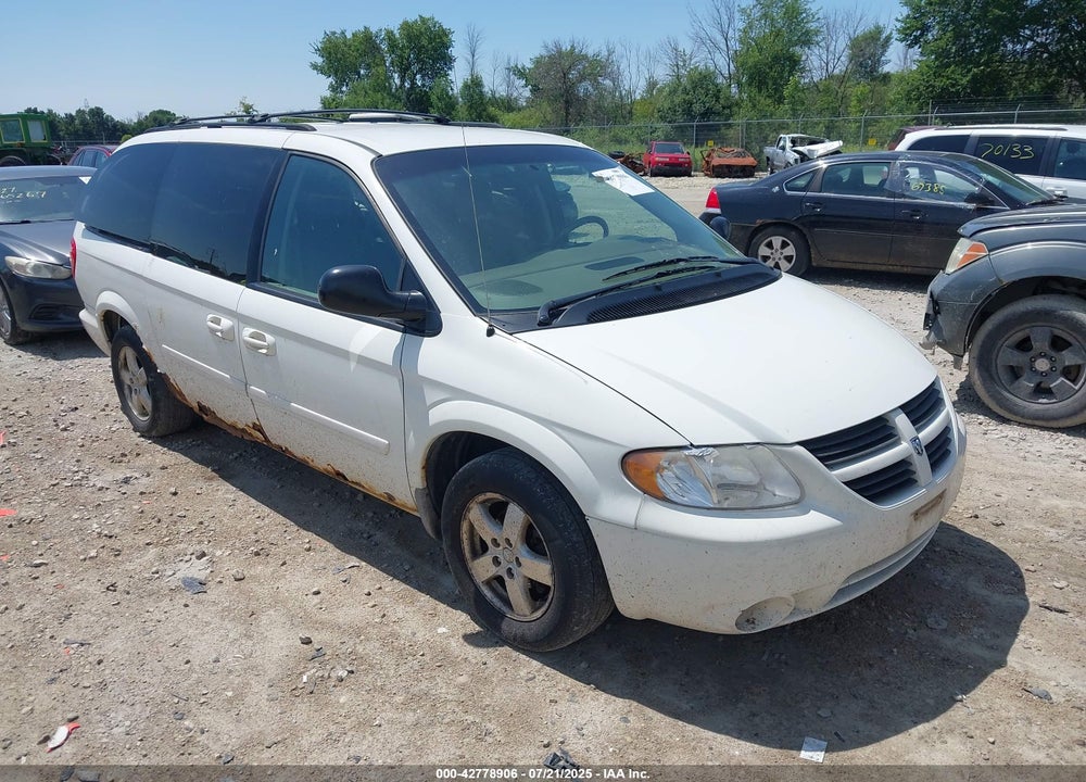 2007 DODGE GRAND CARAVAN SXT VIN: 2D8GP44L27R122303