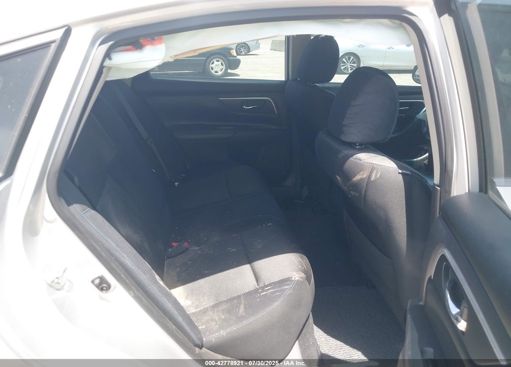 2017 NISSAN ALTIMA VIN: 1N4AL3AP0HC261301