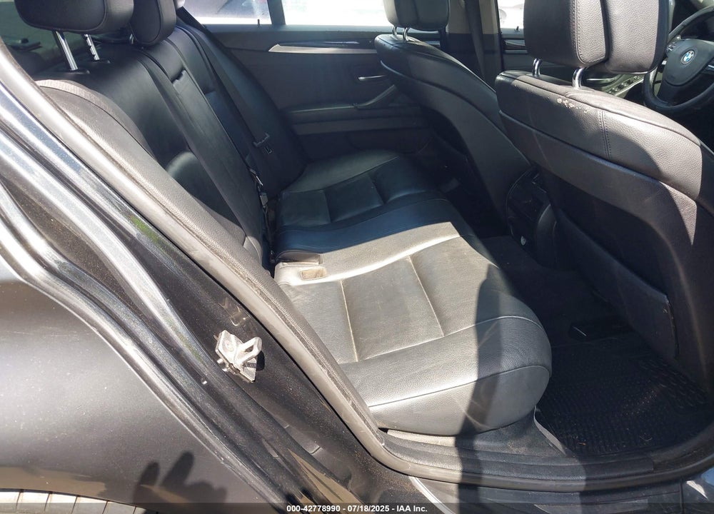 2011 BMW 5 SERIES VIN: WBAFR7C54BC801285