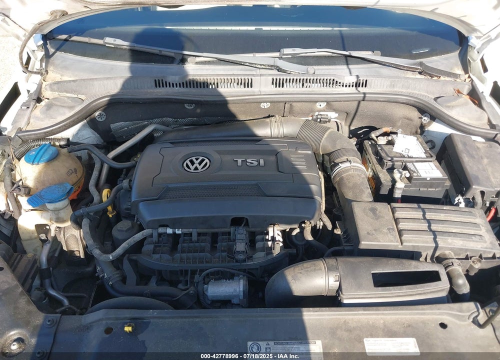 2015 VOLKSWAGEN JETTA VIN: 3VWD17AJ1FM419797