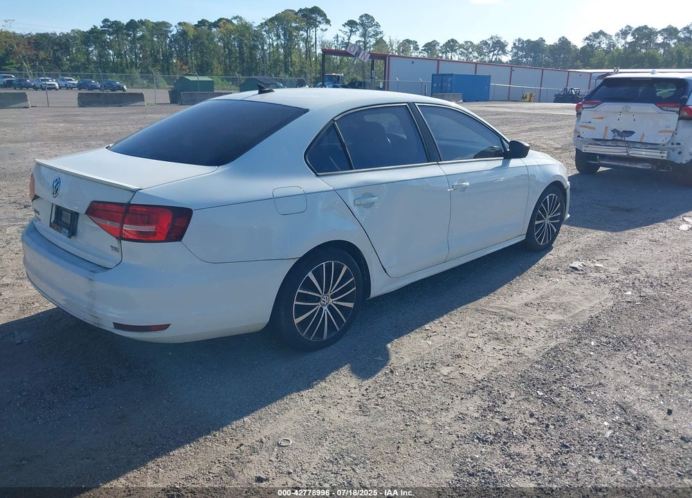 2015 VOLKSWAGEN JETTA VIN: 3VWD17AJ1FM419797