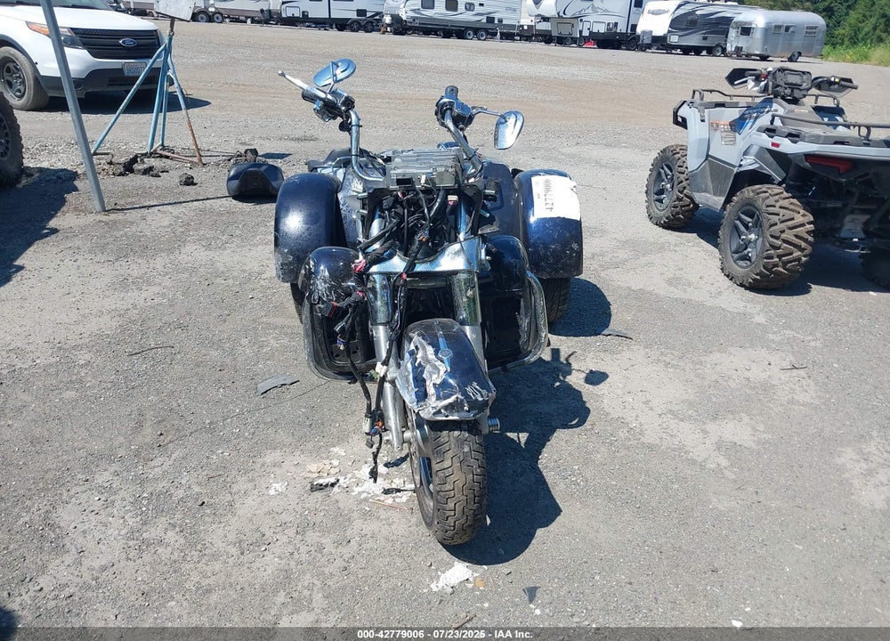 2020 HARLEY-DAVIDSON FLHTCUTG VIN: 1HD1MAF1XLB856556