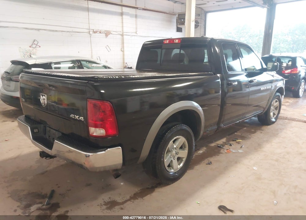 2011 RAM 1500 SLT VIN: 1D7RV1GT5BS504040