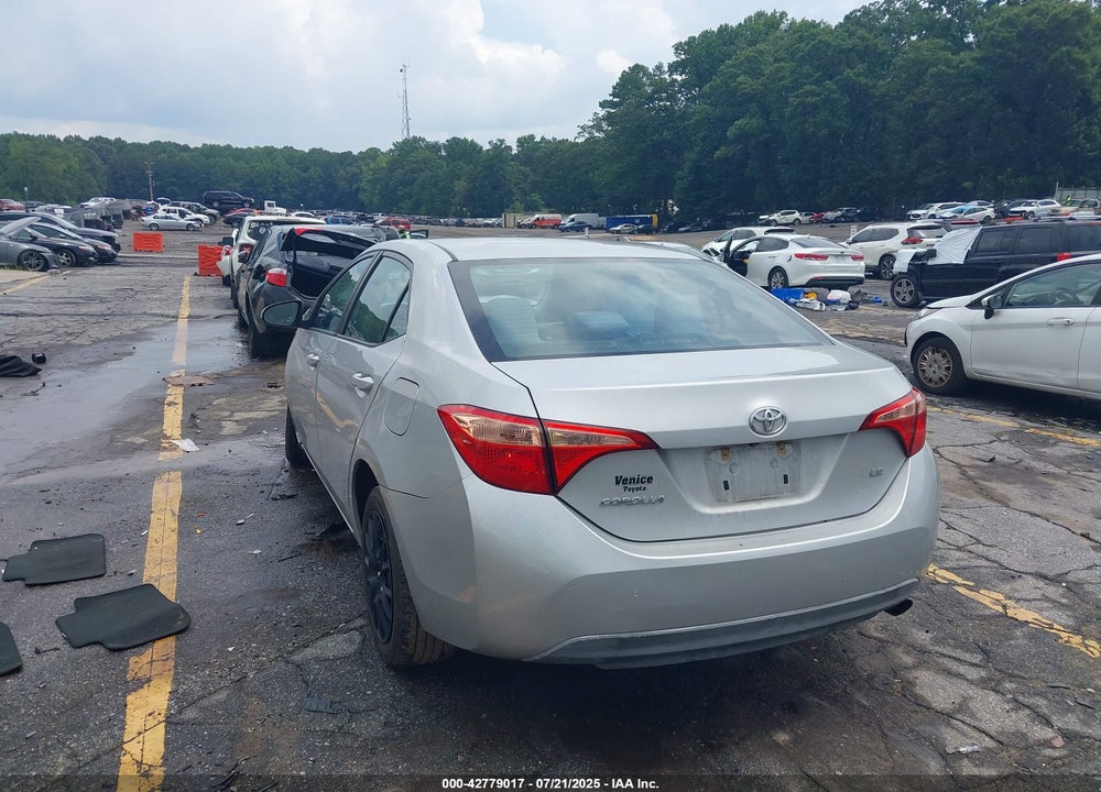 2019 TOYOTA COROLLA LE VIN: 2T1BURHE3KC181878