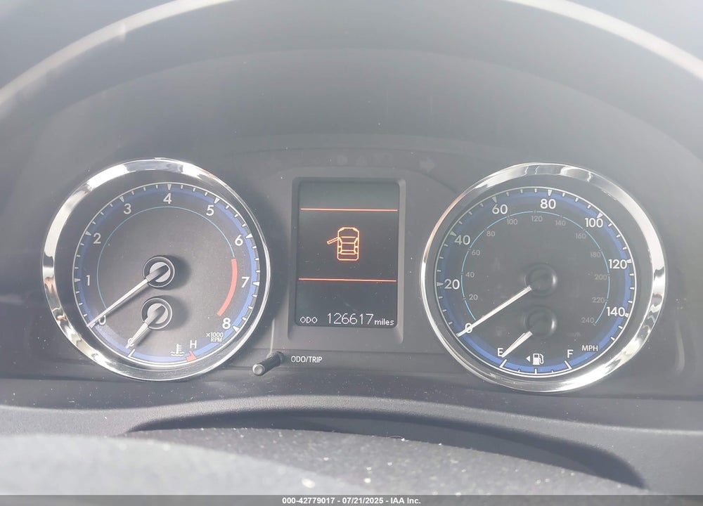 2019 TOYOTA COROLLA LE VIN: 2T1BURHE3KC181878