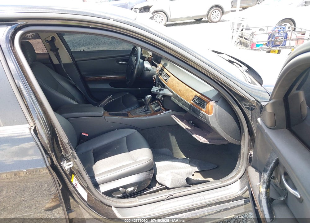 2009 BMW 3 SERIES VIN: WBAPH73509E127853