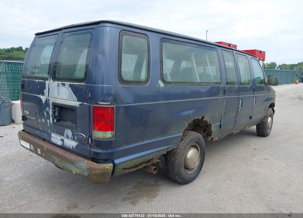 1998 FORD SUPER CLUB WAGON XL/XLT VIN: 1FBSS31L9WHA43828