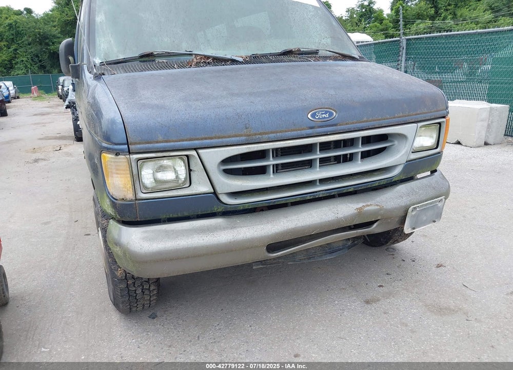 1998 FORD SUPER CLUB WAGON XL/XLT VIN: 1FBSS31L9WHA43828