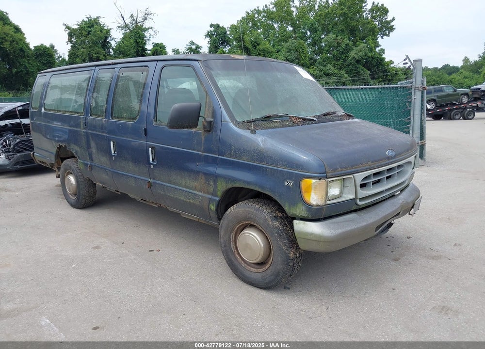 1998 FORD SUPER CLUB WAGON XL/XLT VIN: 1FBSS31L9WHA43828