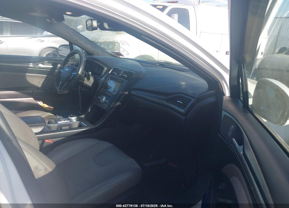 2017 FORD FUSION VIN: 3FA6P0VP7HR243236