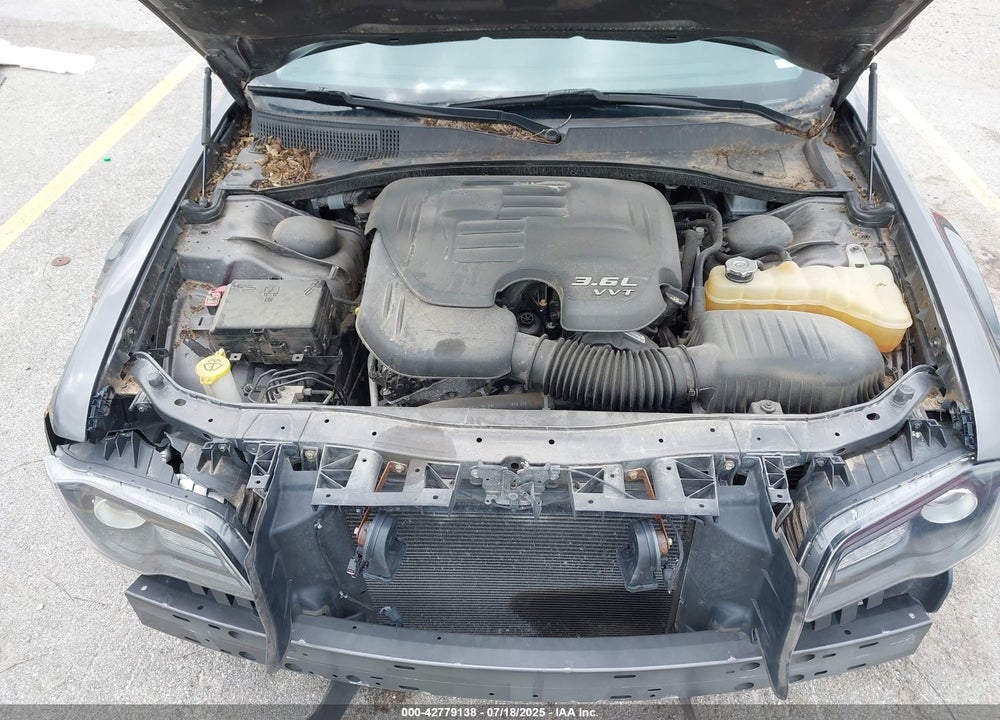 2018 CHRYSLER 300 TOURING AWD VIN: 2C3CCARG2JH338656