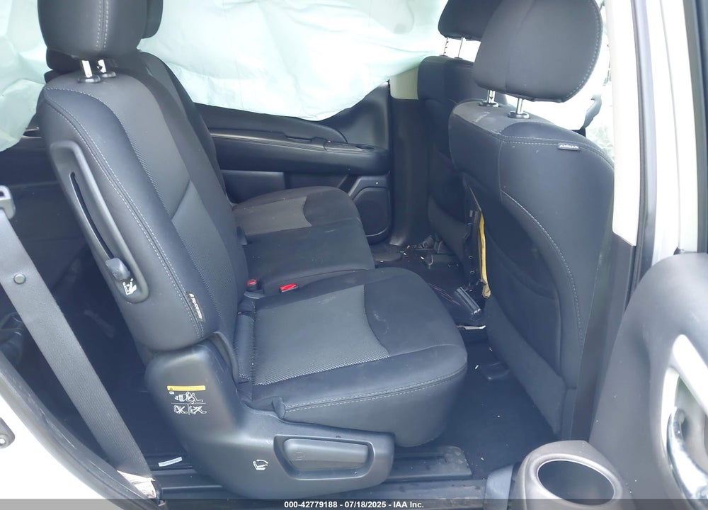2018 NISSAN PATHFINDER SV VIN: 5N1DR2MN7JC676854