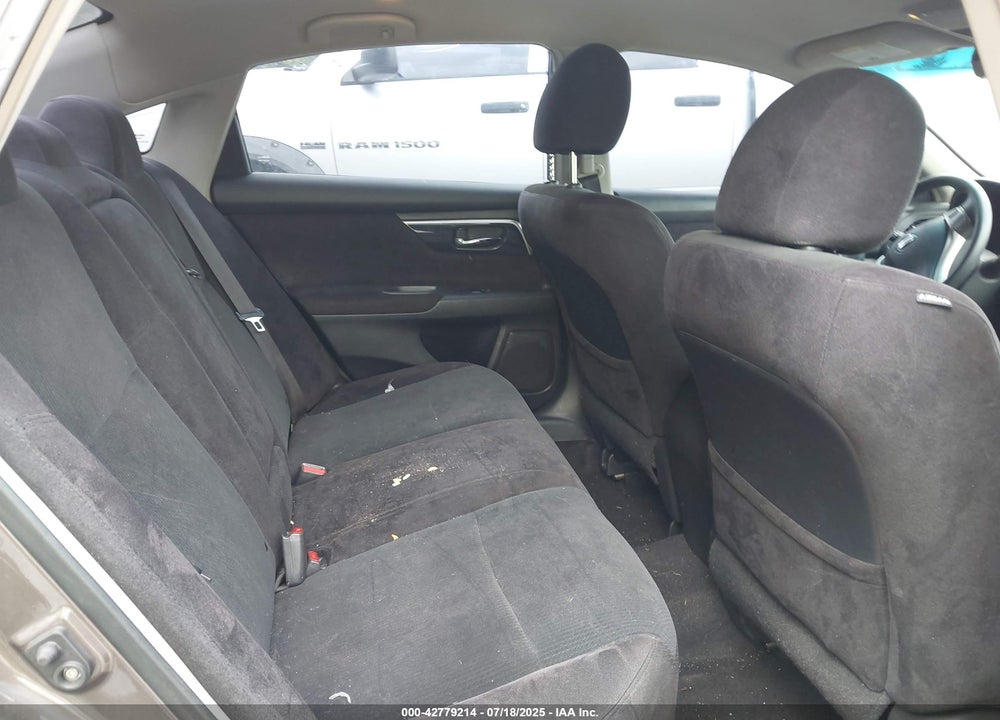 2013 NISSAN ALTIMA VIN: 1N4AL3AP4DC261585