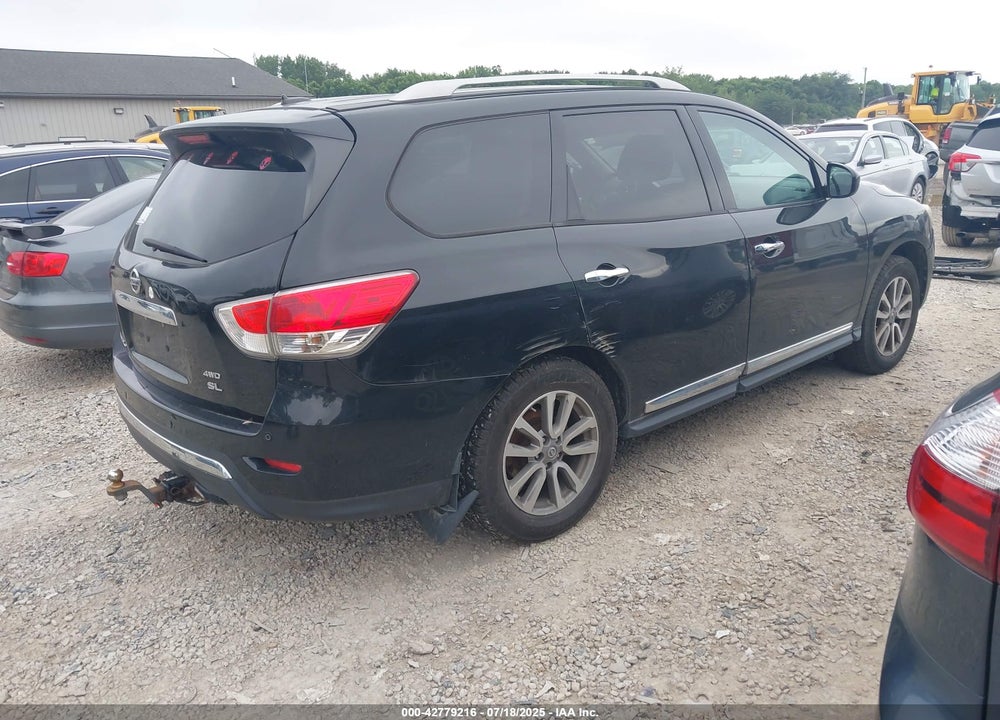 2014 NISSAN PATHFINDER SL VIN: 5N1AR2MM4EC648736