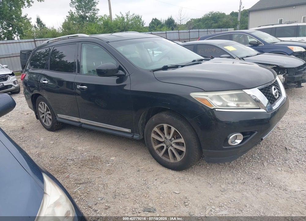 2014 NISSAN PATHFINDER SL VIN: 5N1AR2MM4EC648736