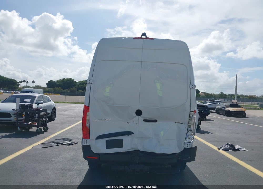 2025 MERCEDES-BENZ SPRINTER 2500 STANDARD ROOF 4-CYL DIESEL HO VIN: W1Y4NBHYXST199256