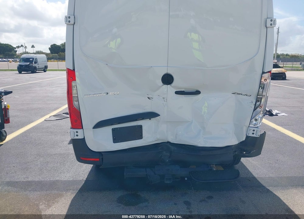 2025 MERCEDES-BENZ SPRINTER 2500 STANDARD ROOF 4-CYL DIESEL HO VIN: W1Y4NBHYXST199256