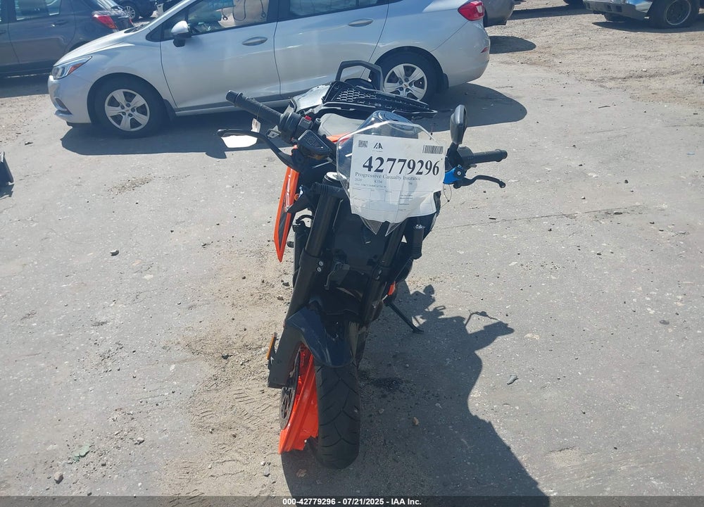 2020 KTM 790 DUKE VIN: VBKTU6408LM776130