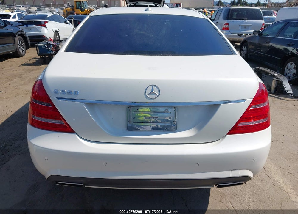 2013 MERCEDES-BENZ S CLASS VIN: WDDNG7DB0DA533672