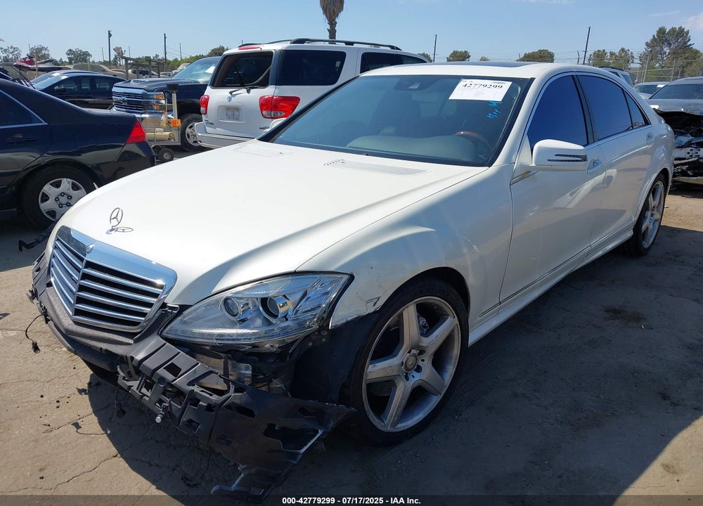 2013 MERCEDES-BENZ S CLASS VIN: WDDNG7DB0DA533672