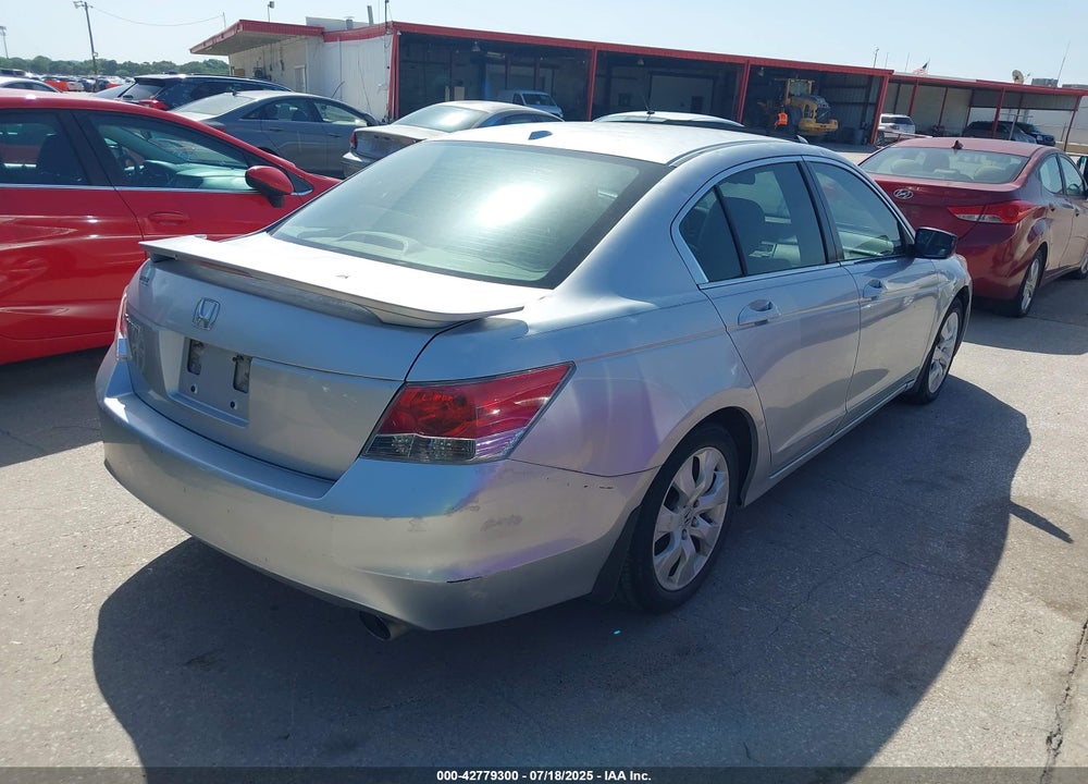2008 HONDA ACCORD VIN: JHMCP26848C051429